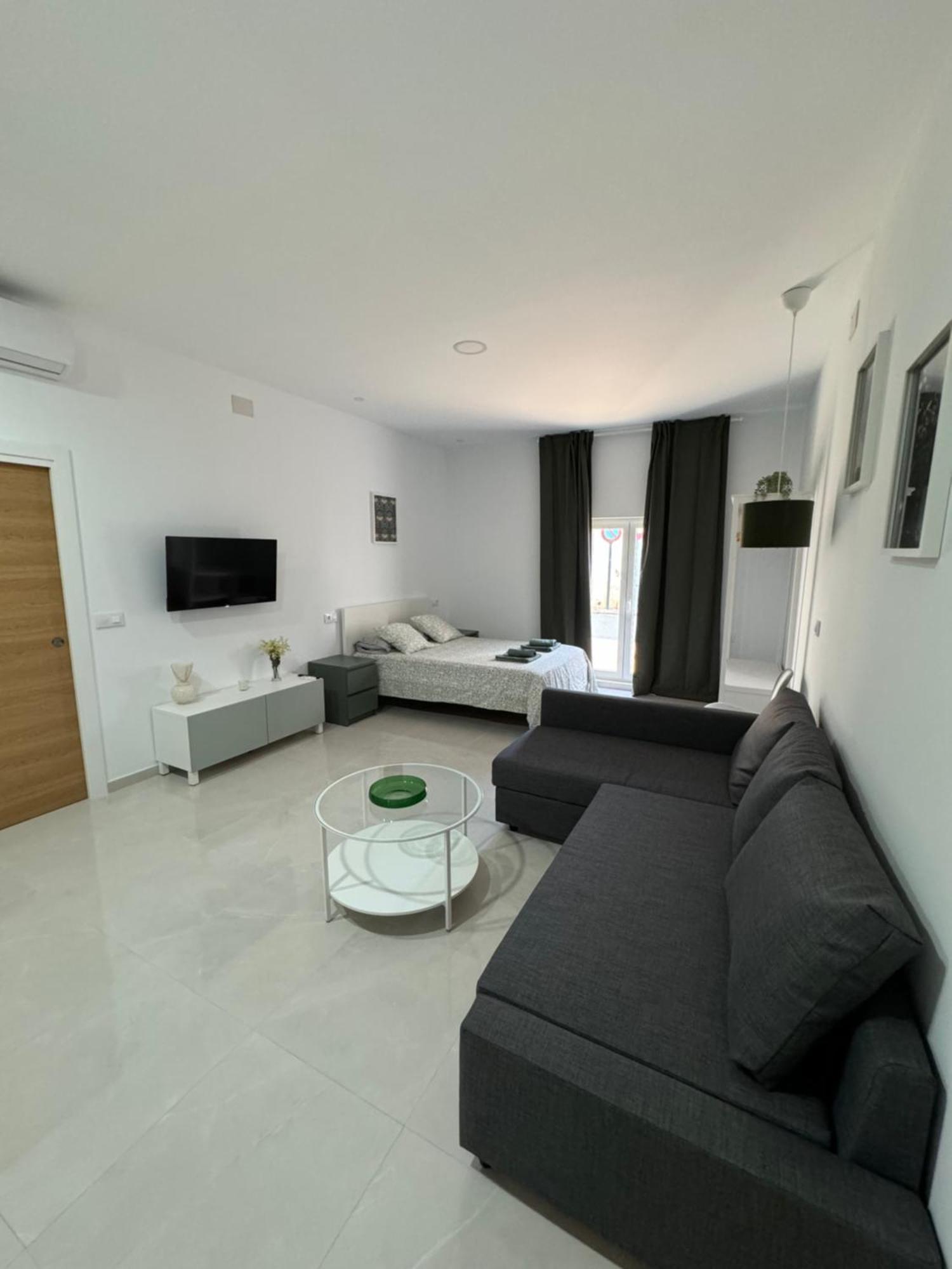 La Casa De Rosita Apartment Fuente del Maestre Luaran gambar
