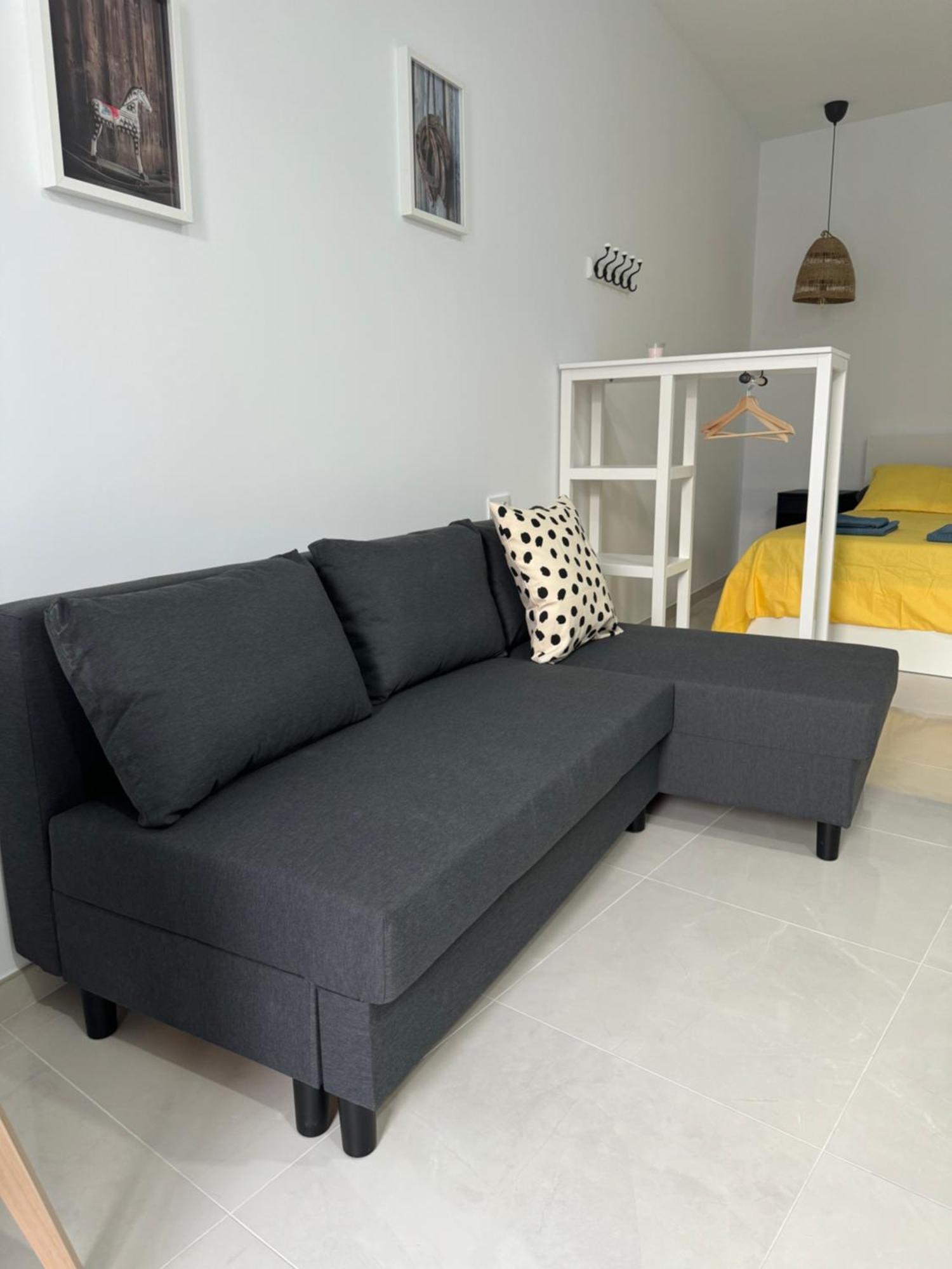 La Casa De Rosita Apartment Fuente del Maestre Luaran gambar
