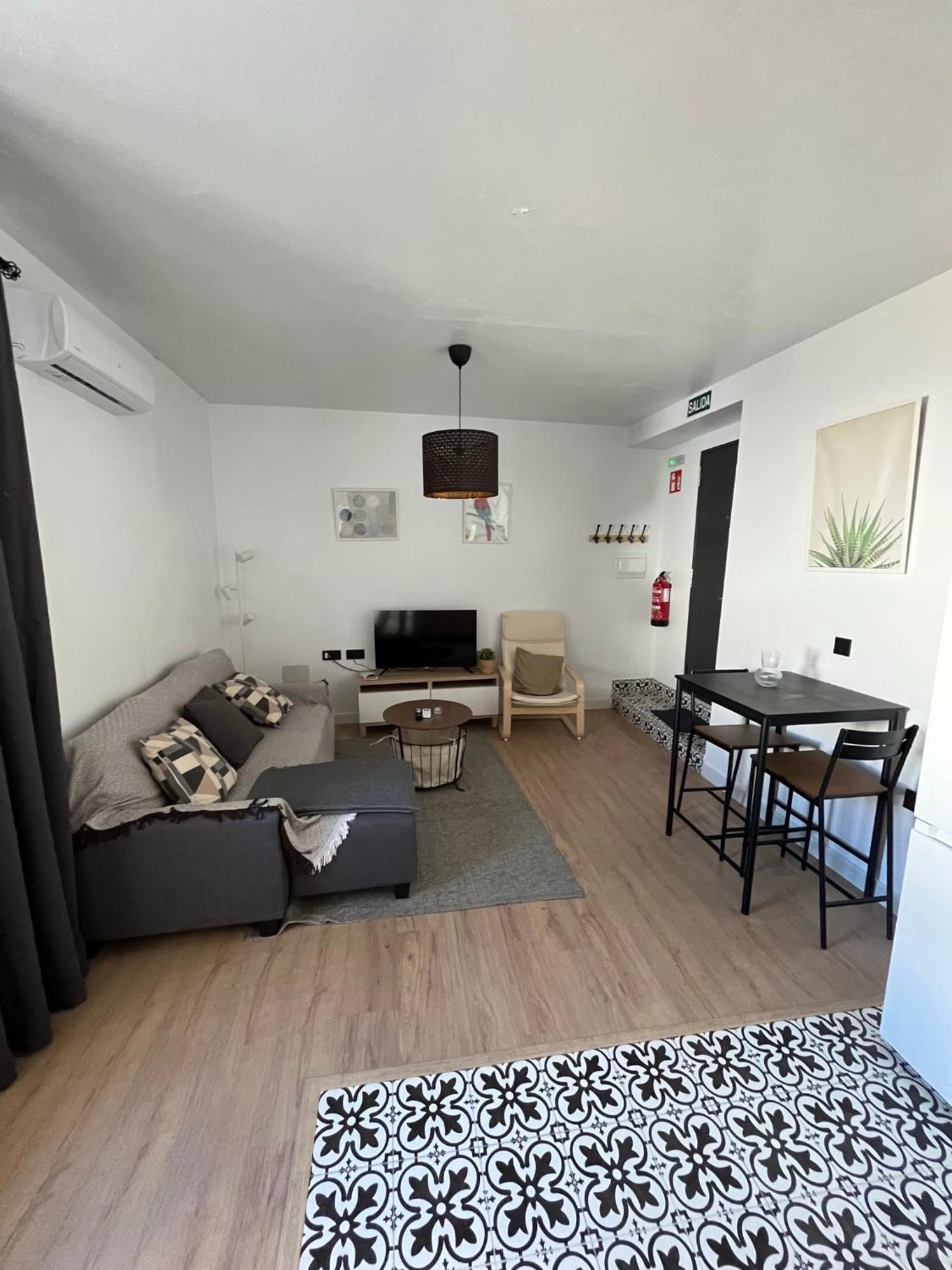 La Casa De Rosita Apartment Fuente del Maestre Luaran gambar